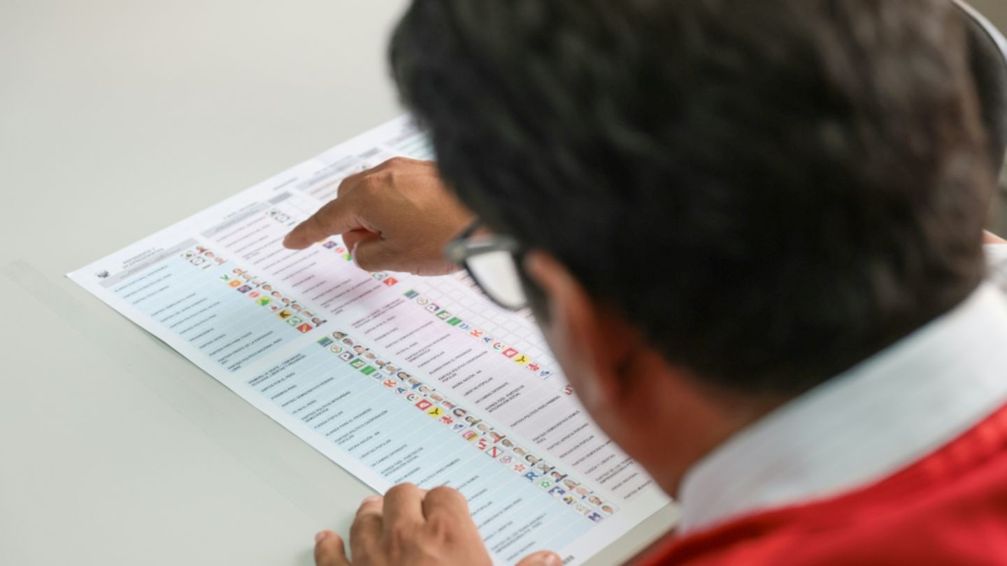 Perus Wahlgericht hält an Termin für Präsidentschaftsstichwahl fest - keine Neuwahl in Lima