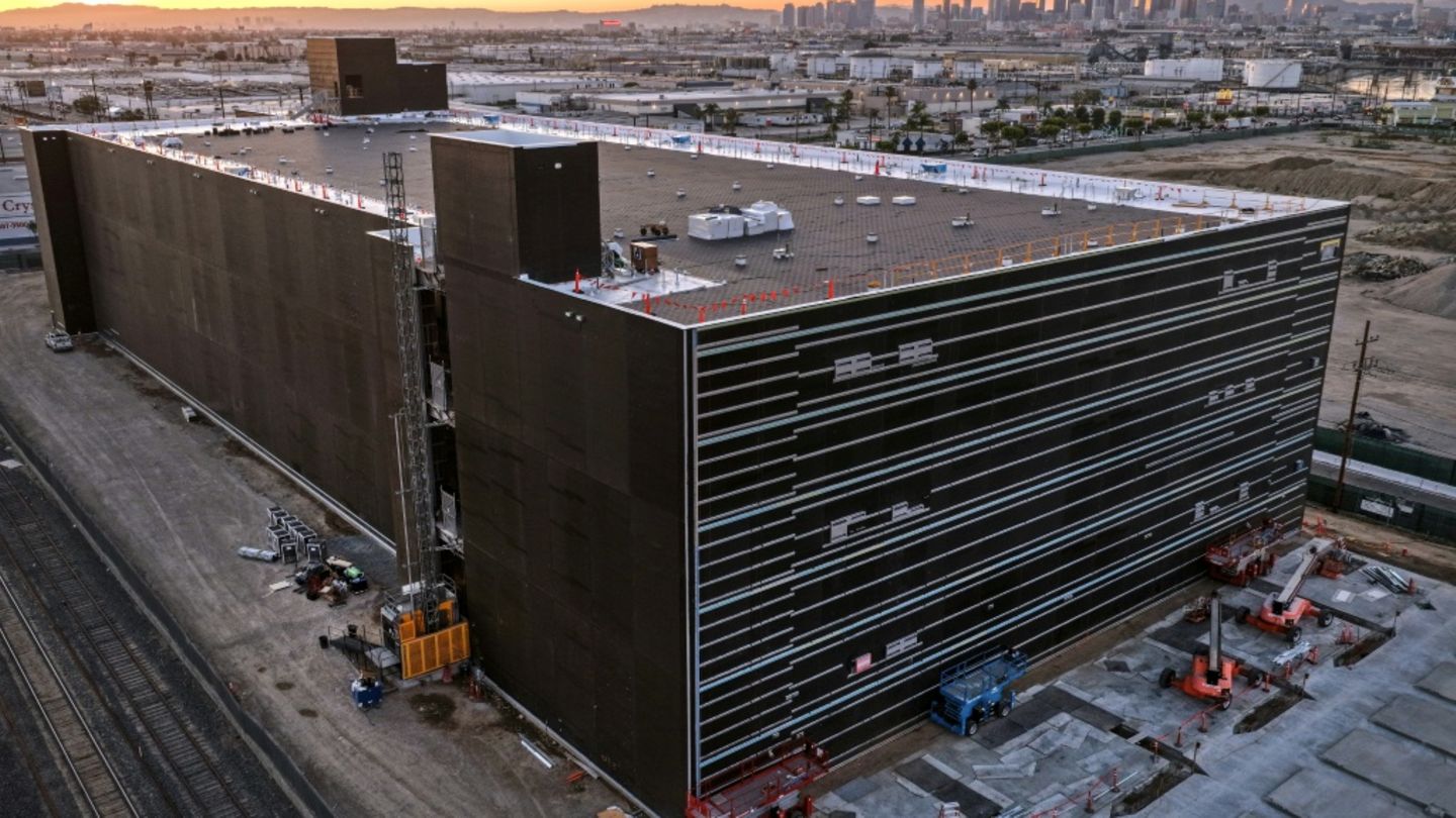 Im Bau befindliches KI-Datenzentrum im kalifornischen Vernon