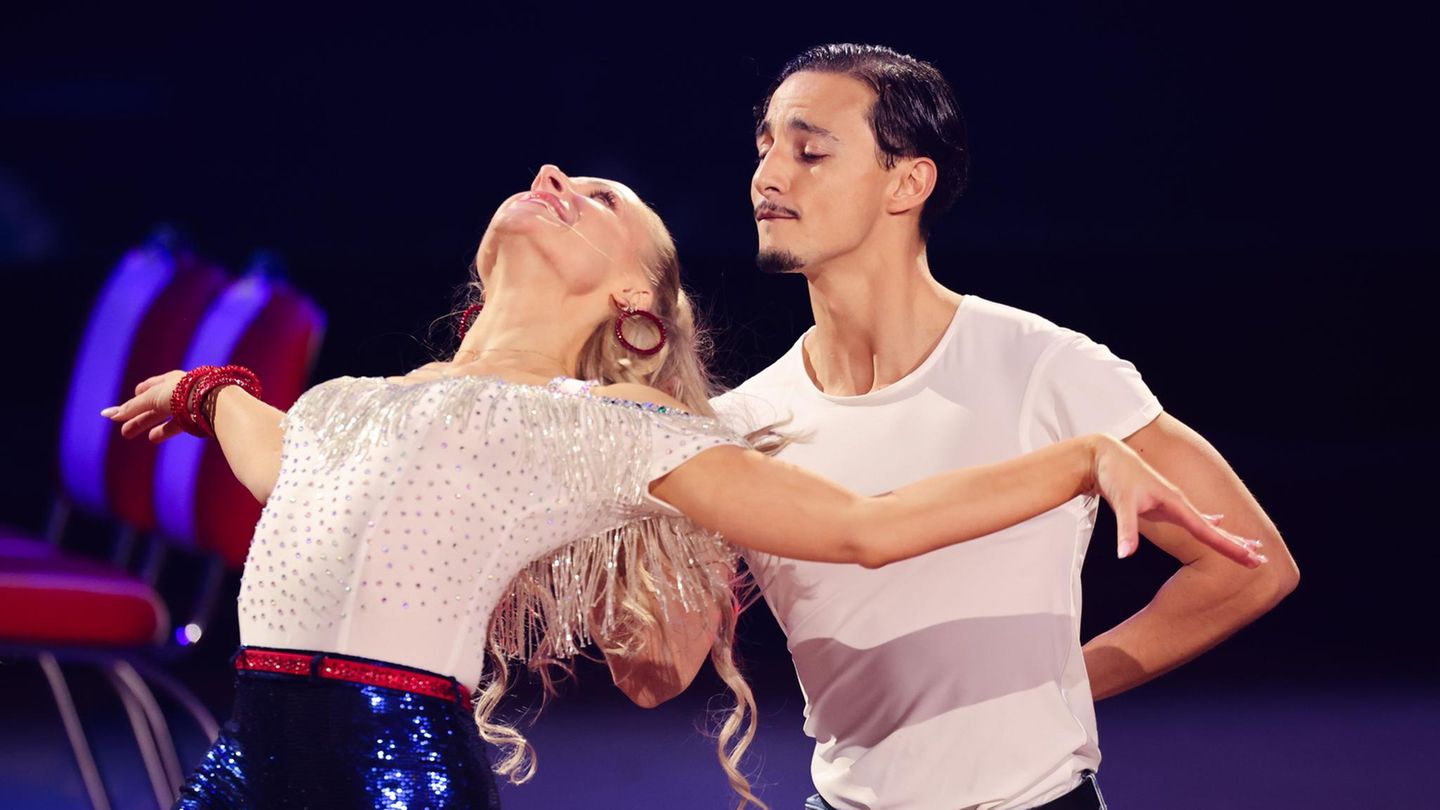 „Einfach mal rasiert“: Mit diesem 30-Punkte-Jive bringt Milano Publikum und Fans zum Ausrasten