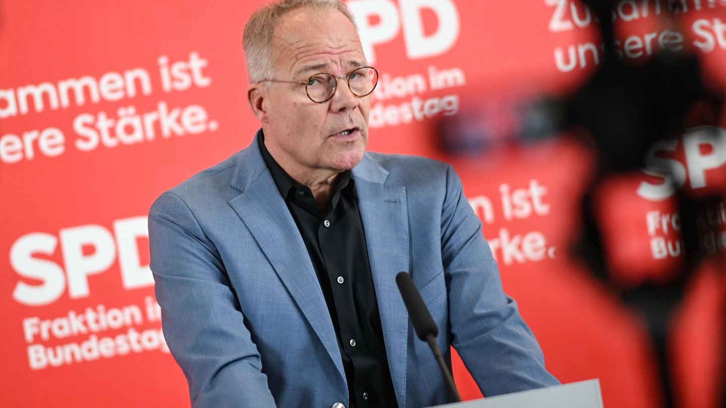 SPD-Fraktionschef Matthias Miersch warnt vor anhaltenden wirtschaftlichen Auswirkungen wegen der Blockade der Straße von Hormus.