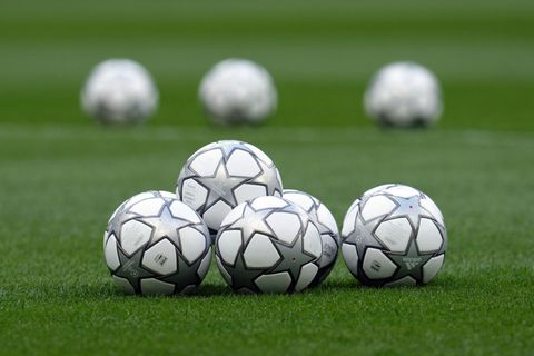 Zwei Spieler mussten mit Gesichtsverletzungen in eine Klinik gebracht werden. (Symbolbild) Foto: Nick Potts/Press Association/dp