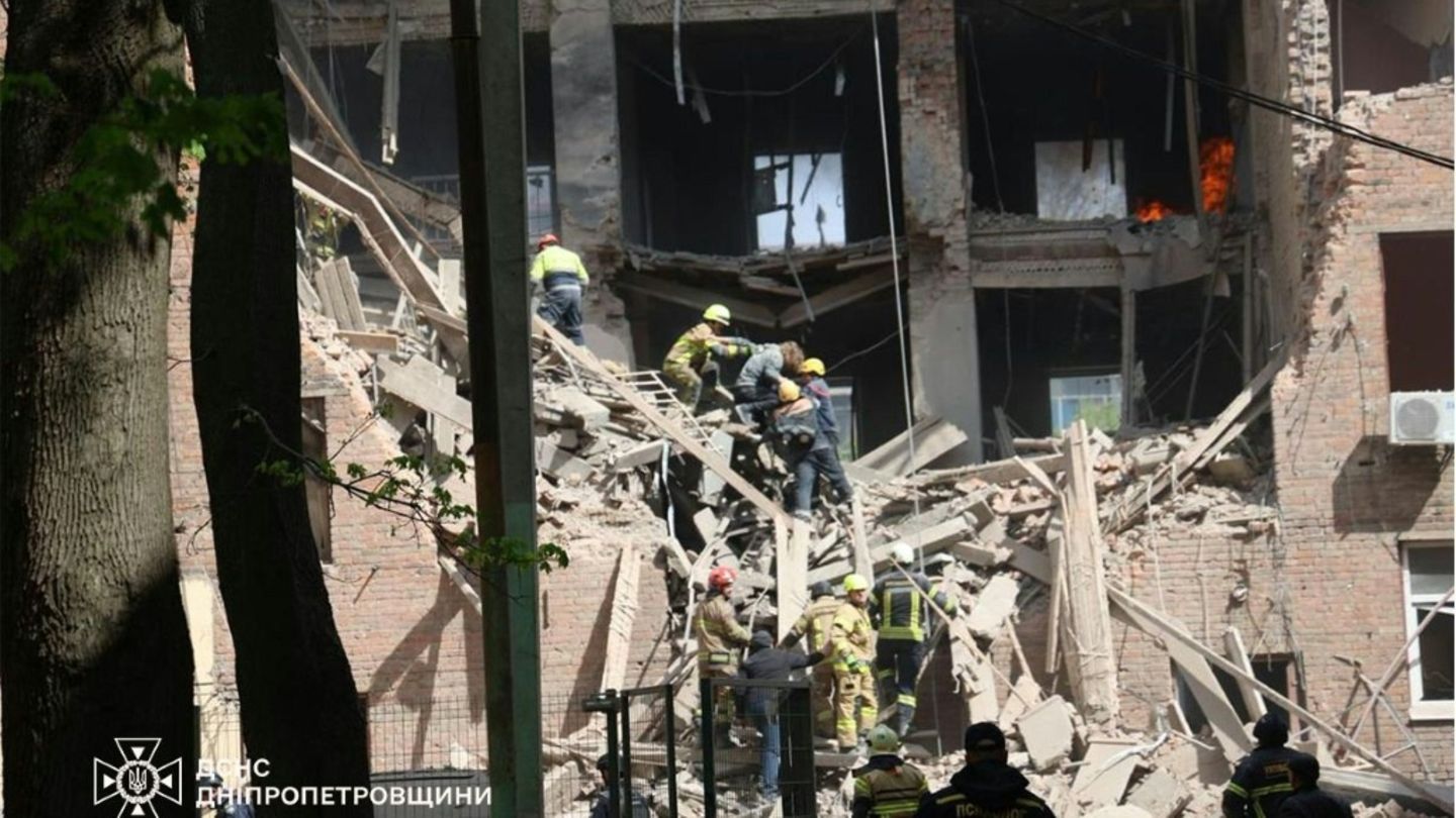 Mindestens fünf Tote bei russischen Angriffen auf ukrainische Stadt Dnipro