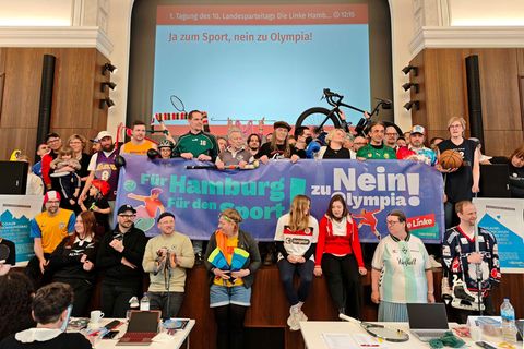 Den Delegierten lag ein Leistantrag des Landesvorstands zur Ablehnung einer Olympia-Bewerbung vor. Foto: Martin Fischer/dpa