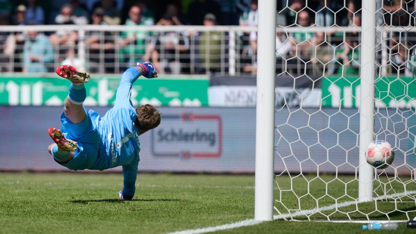 Die Preußen kassierten auch gegen Bielefeld mehrere Gegentore. Foto: Bernd Thissen/dpa