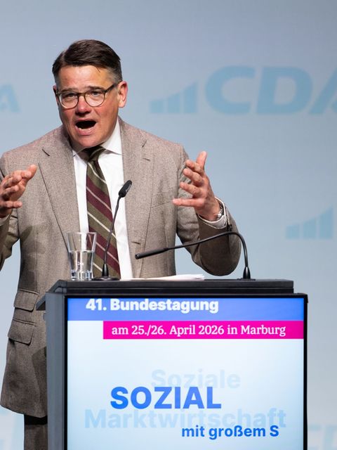 Boris Rhein fordert Reformen mit Augenmaß: Die arbeitende Mitte dürfe nicht zu stark belastet werden. Foto: Florian Wiegand/dpa