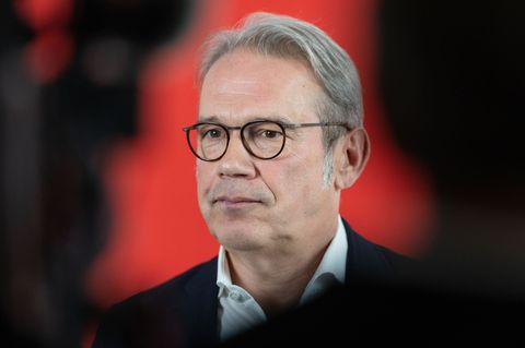 Thüringens Innenminister Georg Maier (SPD) sieht eine Abschaffung der Prämie für Gemeindefusionen skeptisch. (Archivbild) Foto: