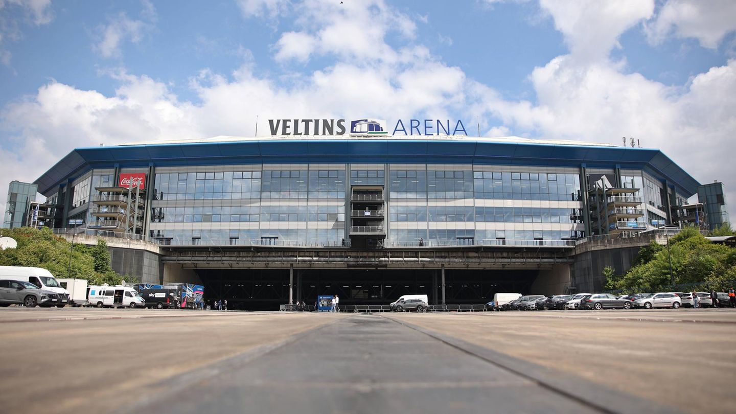 Gelsenkirchen: Reinigungskraft findet Leiche in Schalker Veltins-Arena