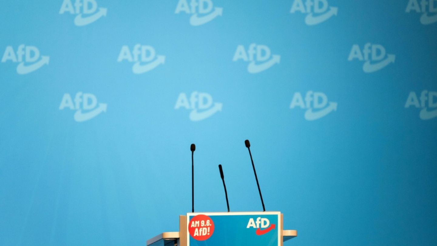Nach befremdlicher Rede: AfD NRW schließt umstrittenes Mitglied Eichwald aus