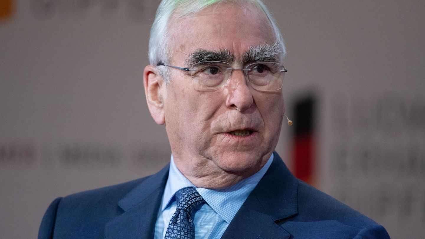 Auszeichnung der Medien: Freiheitspreis für Waigel - Verleihung am Tegernsee