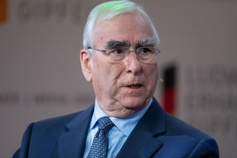 Theo Waigel war in früheren Jahren bereits als Gast auf dem Podium des Ludwig-Erhard-Gipfels zu sehen. In diesem Jahr erhält er