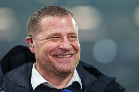 Bayern Münchens Sportvorstand Max Eberl blickt dem Champions-League-Halbfinale in Paris zuversichtlich entgegen. (Archivbild) Fo