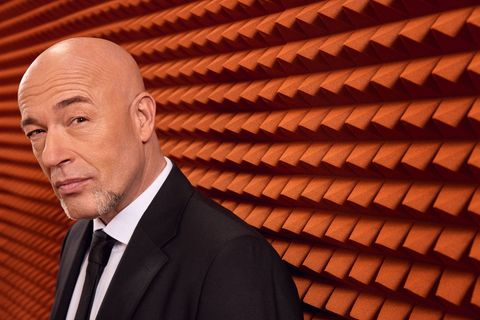 Der Graf von Unheilig outet sich als Skeptiker: "Man kann mit so einem Neubeginn viel kaputtmachen. Die Hinterlassenschaft mit Unheilig hat ja einen gewissen Wert, den ich nicht mit einem glücklosen Comeback verzocken wollte. Ich war mir wirklich nicht ganz sicher, ob es klappt", sagt er im Interview.