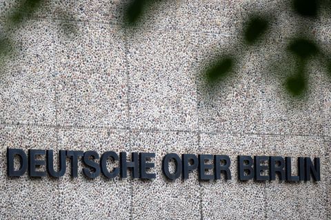 Das Opernhaus ist Mitglied des Berliner Landesverbands Deutscher Bühnenvereine. (Symbolbild) Foto: Monika Skolimowska/dpa