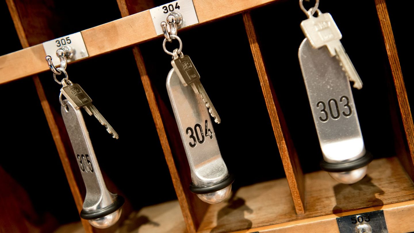 Finanzen: Stadt zahlt 160 Millionen Euro für Flüchtlinge in Hotels