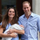 Kate und William mit Sohn George nach dessen Geburt 2013