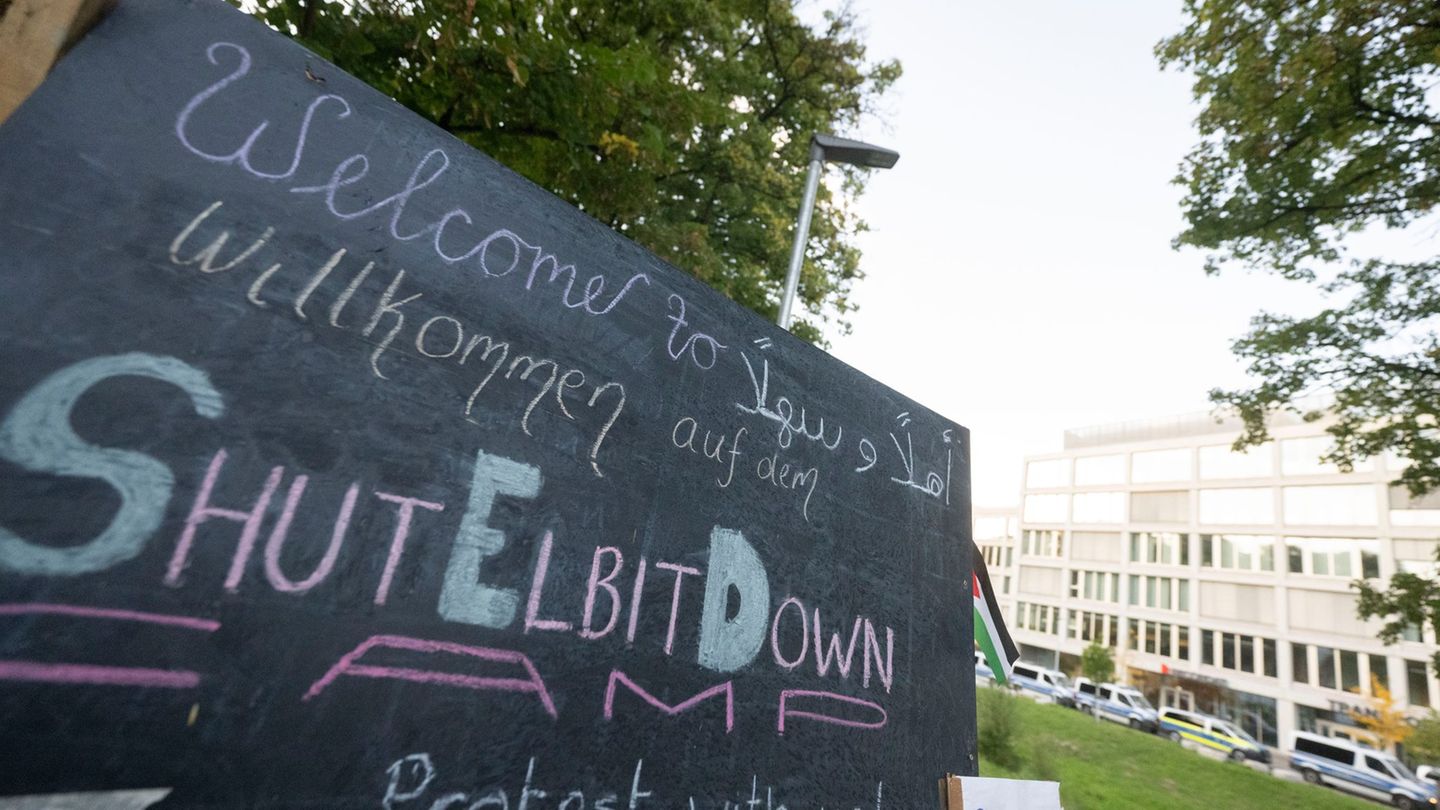 Prozessauftakt: Wer hinter dem Angriff auf den Rüstungskonzern in Ulm steckt