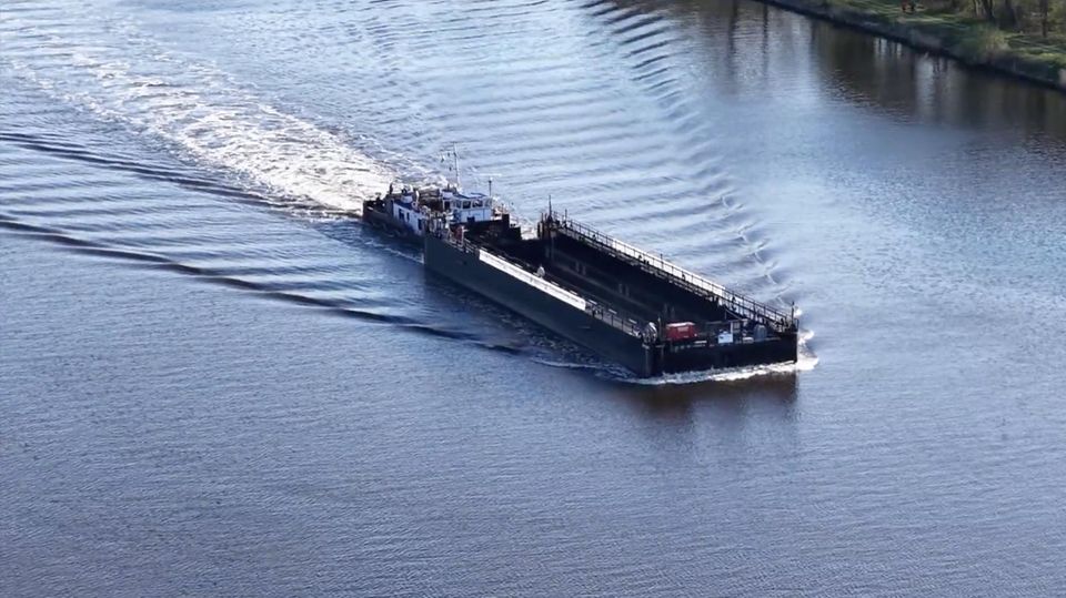 Riesige „Stahlwanne“