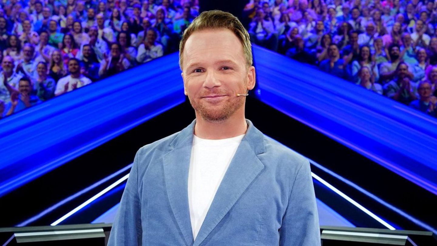 Ralf Schmitz präsentiert "Die Weisheit der Vielen - Die Show des skurrilen Wissens" ab 27. April auf RTL (und vorab bei RTL+).