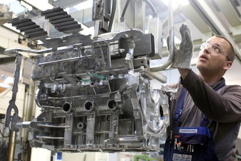 Mit Bohai Trimet und der Schlote-Gruppe stehen zwei wichtige Automobilzulieferer mit Standorten im Harz und Thüringen vor dem Au