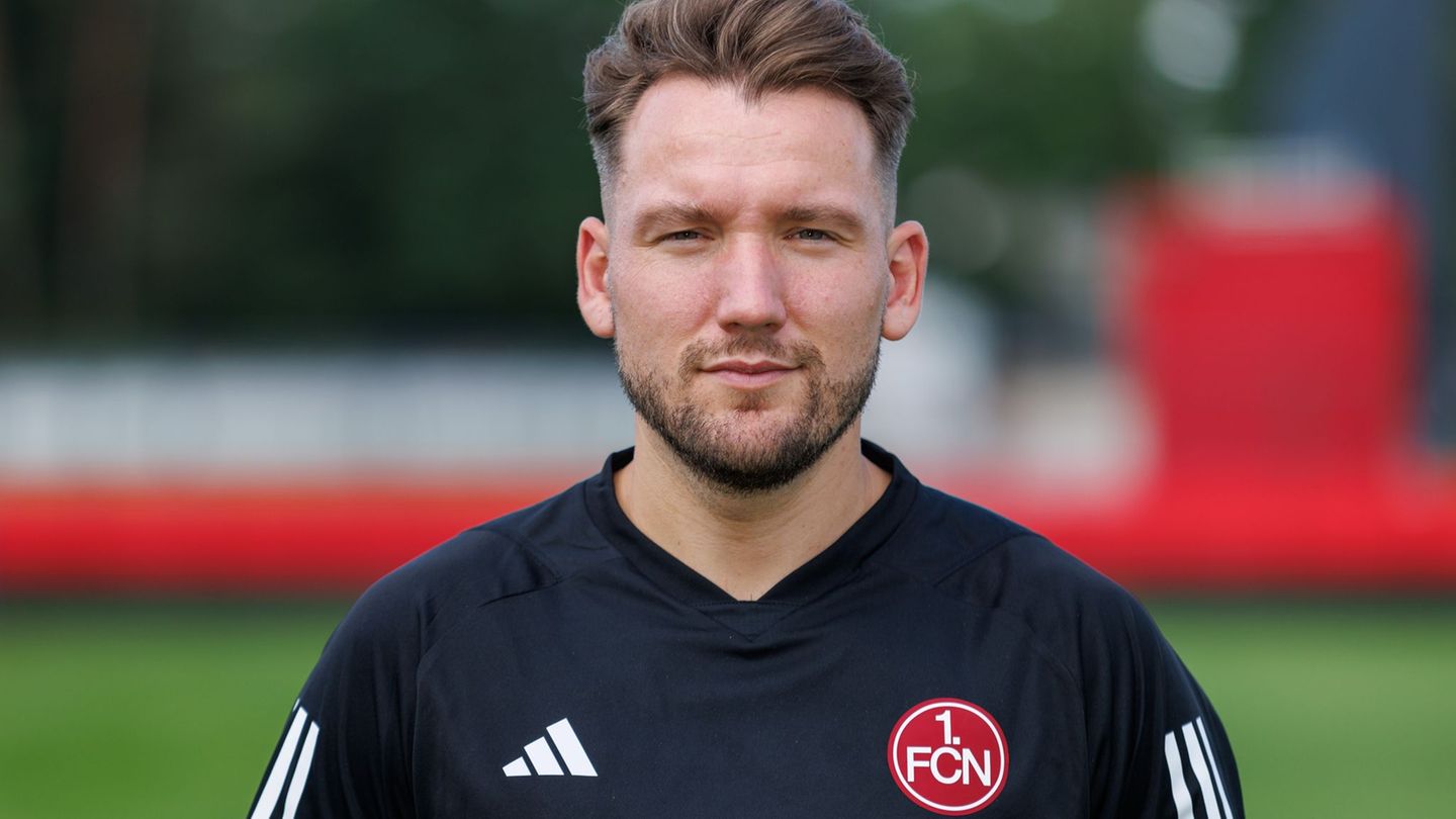 Thomas Oostendorp ist nicht mehr Trainer der Nürnbergerinnen. Foto: Daniel Karmann/dpa