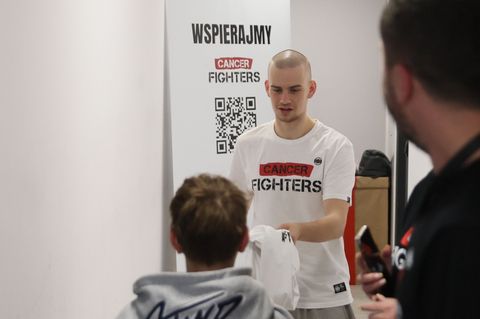 Der polnische Influencer Latwogang hat mit einer Wohltätigkeitsveranstaltung 60 Millionen Euro für krebskranke Kinder gesammelt