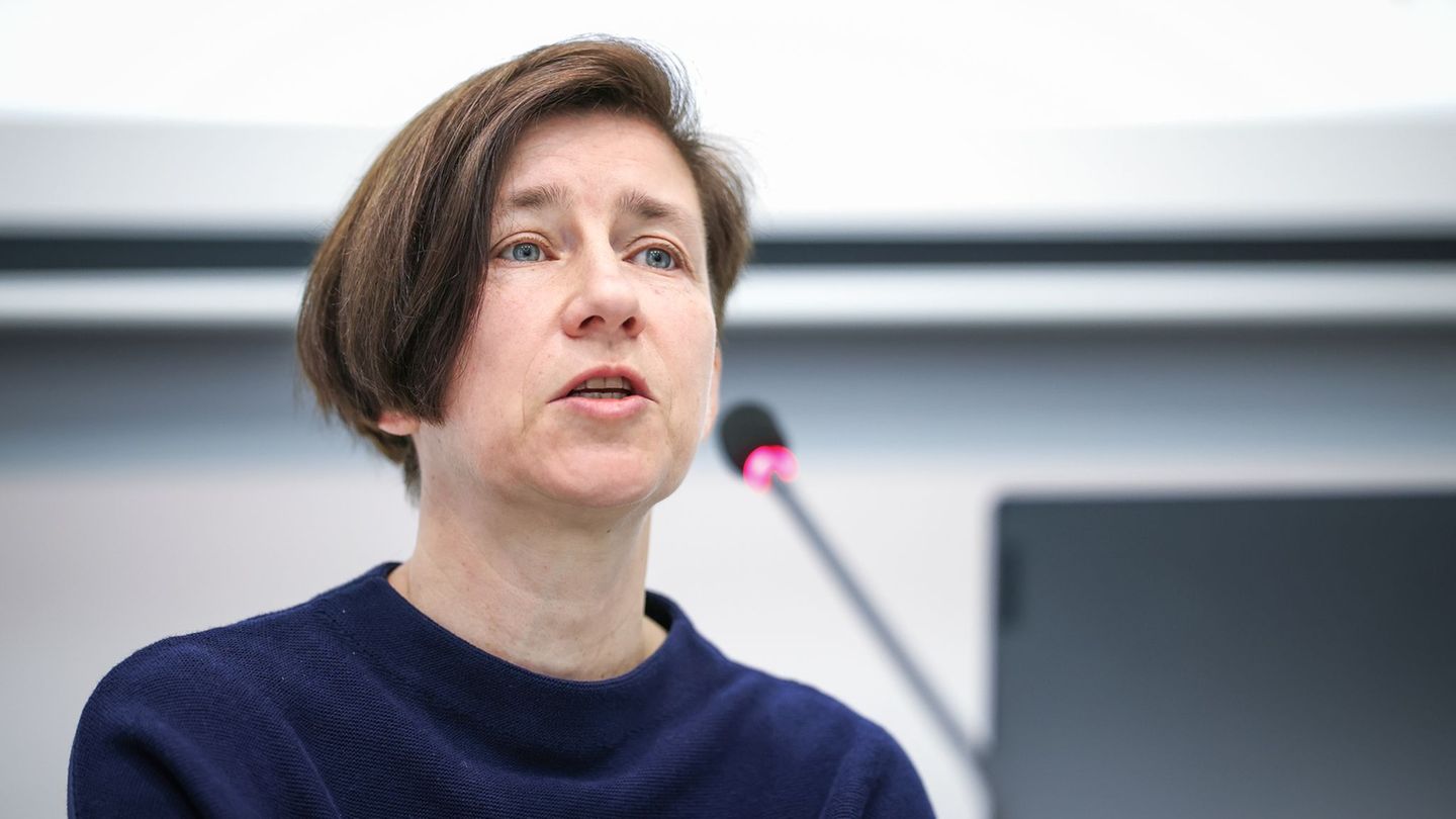 Antje Arndt, Projektleitung der Mobilen Opferberatung. Foto: Ronny Hartmann/dpa