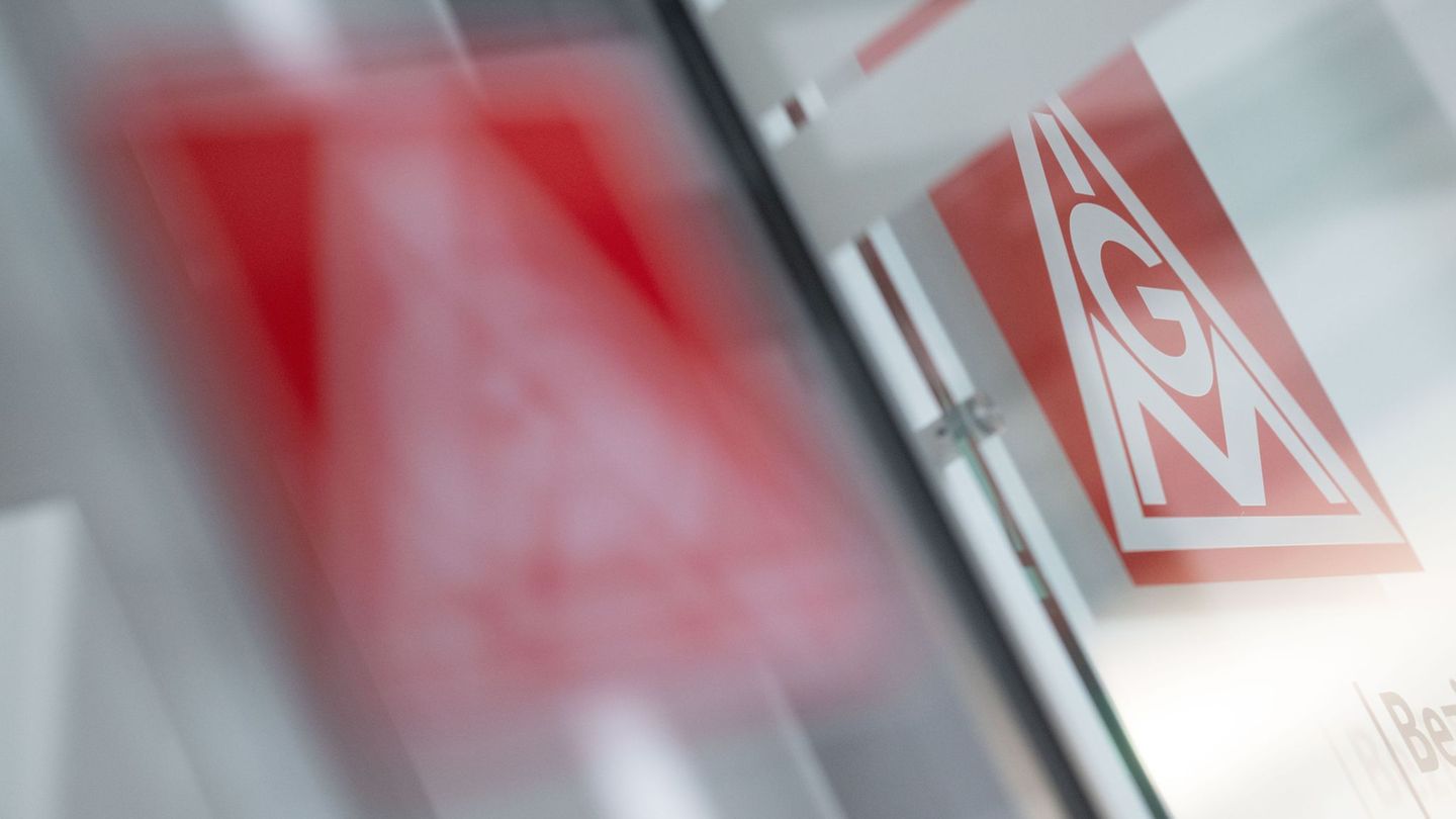 IG Metall Baden-Württemberg fordert Sofortprogramm. (Archivbild) Foto: Marijan Murat/dpa