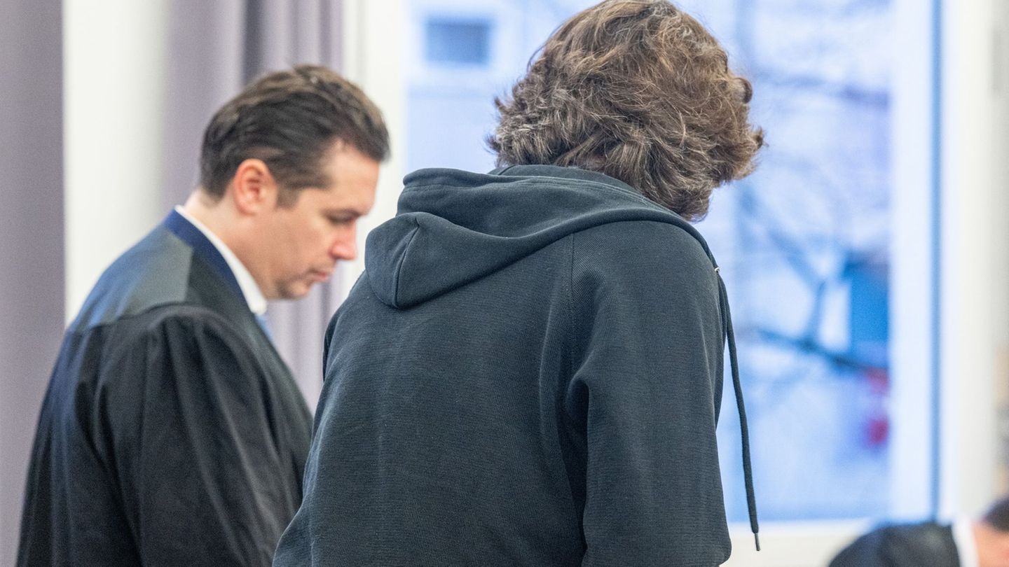 Im Prozess um eine mit Drogen versetzte Champagnerflasche, die zum Tod eines Menschen führte, ist der Angeklagte freigesprochen