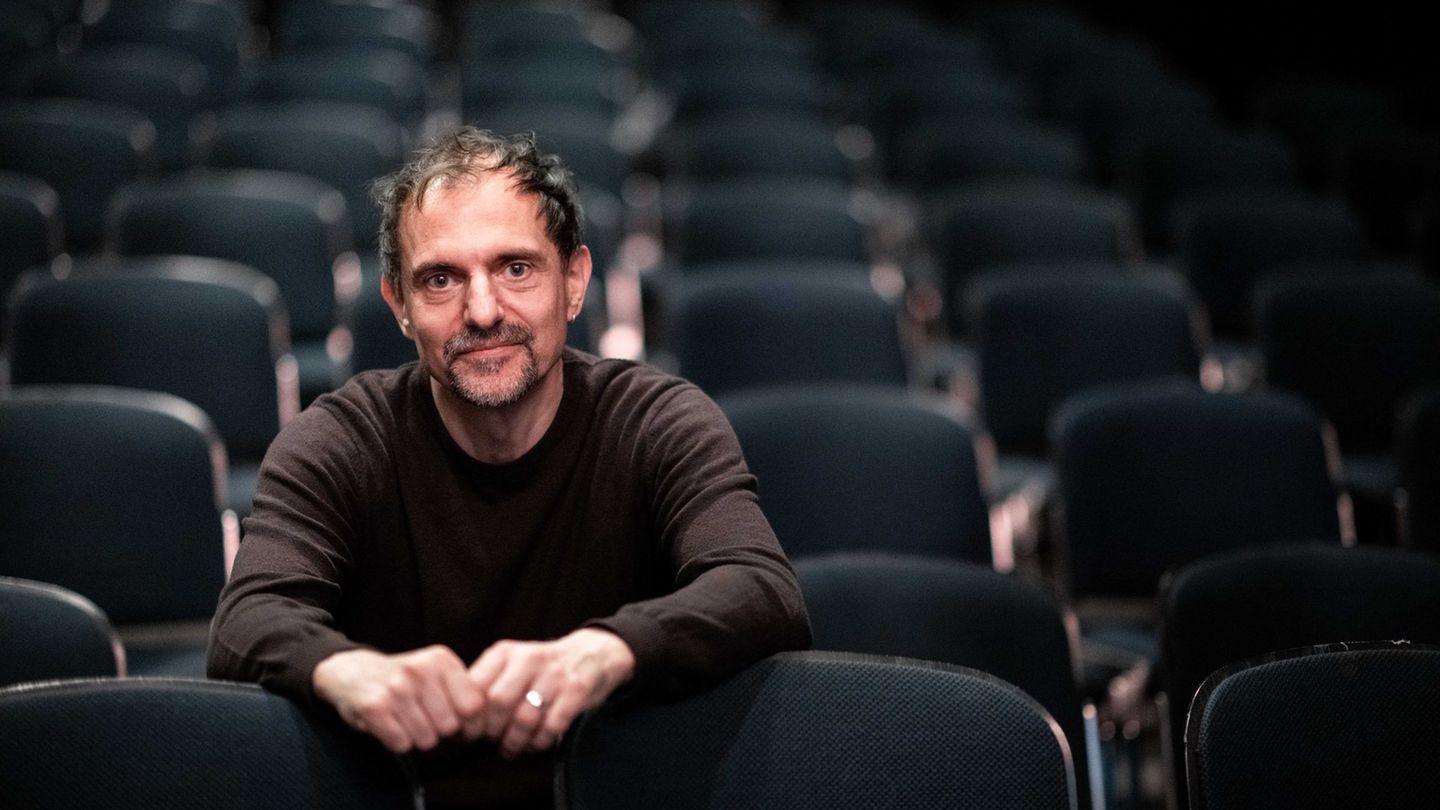 Festival-Chef Kröck will an der Einladung der Theatergruppe aus Teheran festhalten - dann eben im nächsten Jahr. (Archivbild) Fo