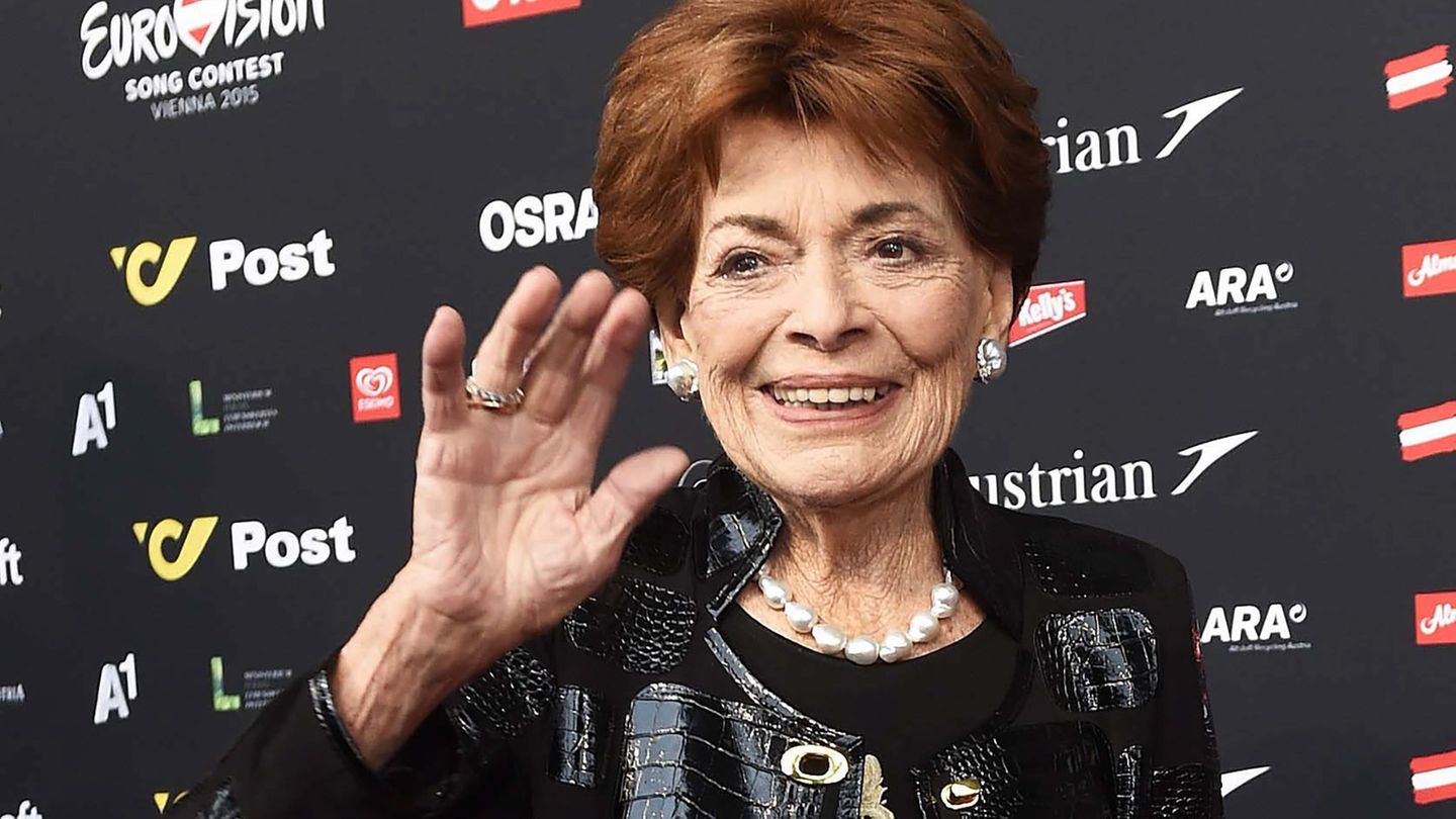 Die erste Gewinnerin des EBU-Musikwettbewerbs namens Eurovision Song Contest war im Jahr 1956 die Schweizer Schlagersängerin Lys