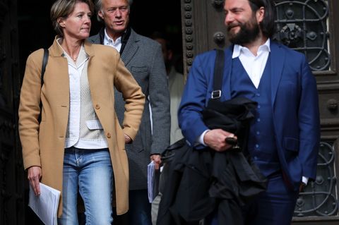 Christina Block, ihr Anwalt Ingo Bott (rechts), und Gerhard Delling. Rund 100 Verhandlungstage sind im Block-Prozess geplant. Fo