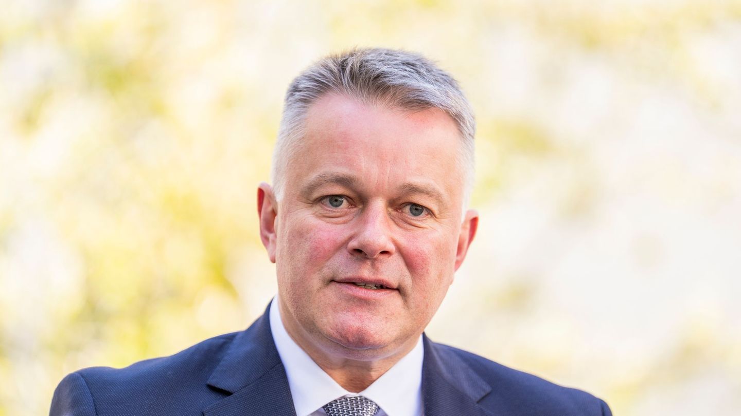 Gordon Schnieder (CDU) wird voraussichtlich am 18. Mai zum Ministerpräsidenten gewählt. (Archivbild) Foto: Andreas Arnold/dpa