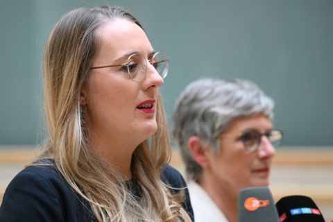 Grünen-Fraktionschefinnen Dröge (l.) und Haßelmann