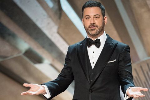 Jimmy Kimmel hat die Bemerkung über Melania Trump als "strahlende Witwe" als "harmlosen Scherz" bezeichnet.