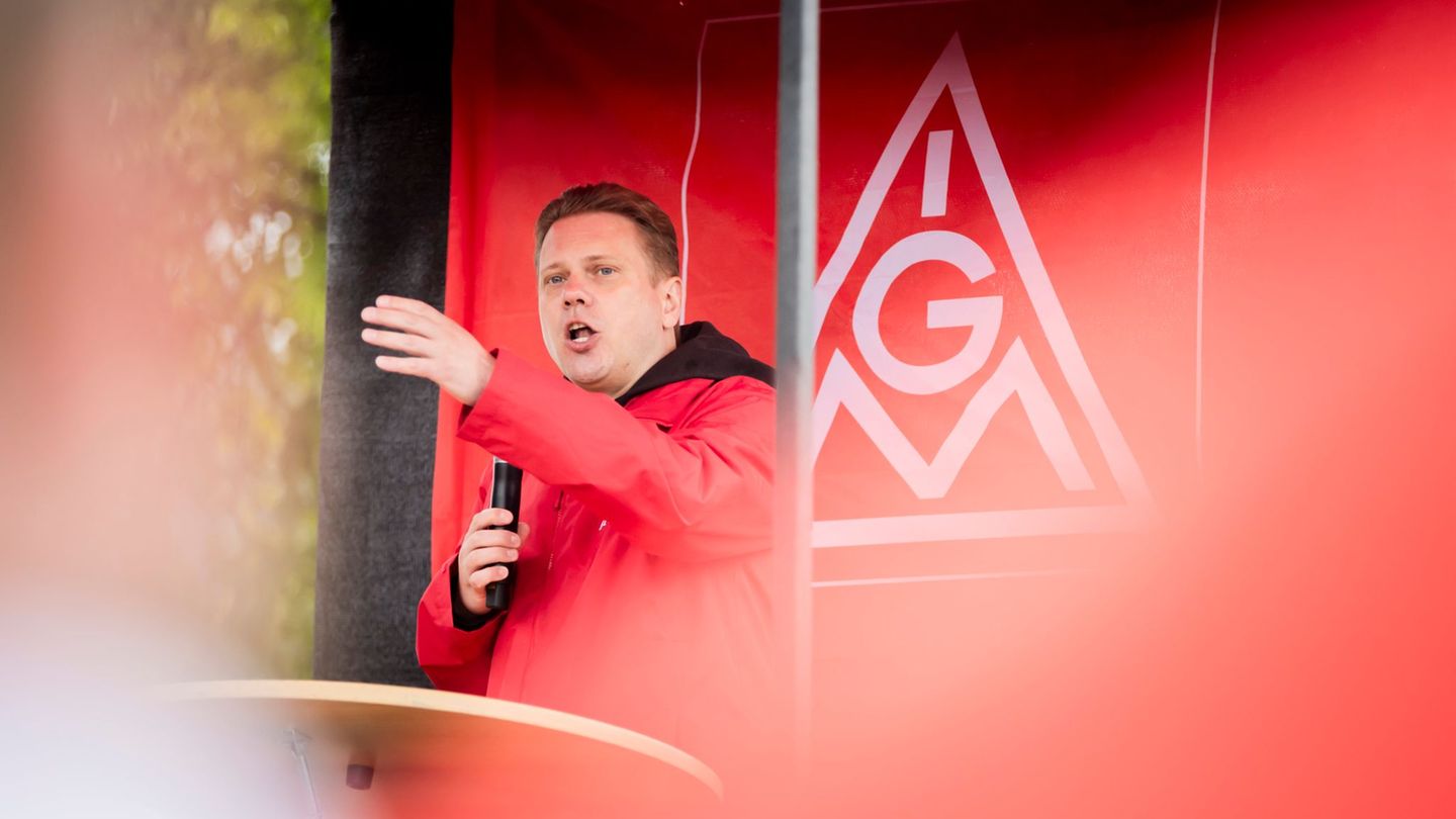 IG-Metall-Bezirksleiter Jan Otto ist mit dem Ergebnis der ersten Betriebsratswahlen in Berlin, Brandenburg und Sachsen zufrieden