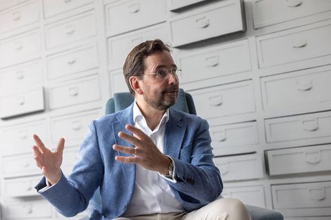 "Wir sollten nicht an Arzneimitteln sparen, sondern mit ihnen", sagt Boehringer-Deutschlandchef Schoenmaeckers. (Archivfoto) Fot