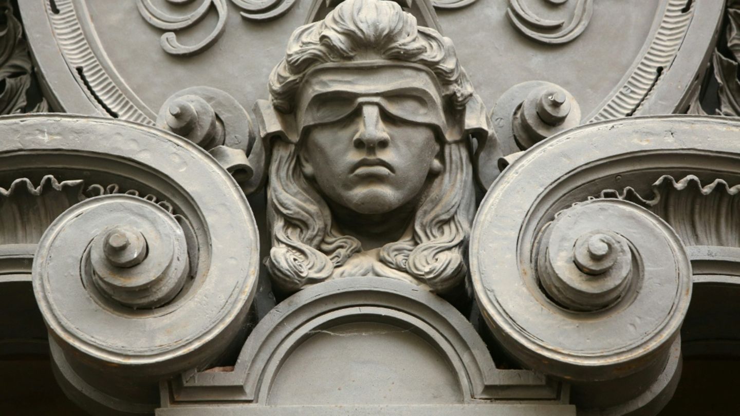 Junge stirbt in Schleswig-Holstein nach Verbrühung: Freund von Mutter muss in Haft