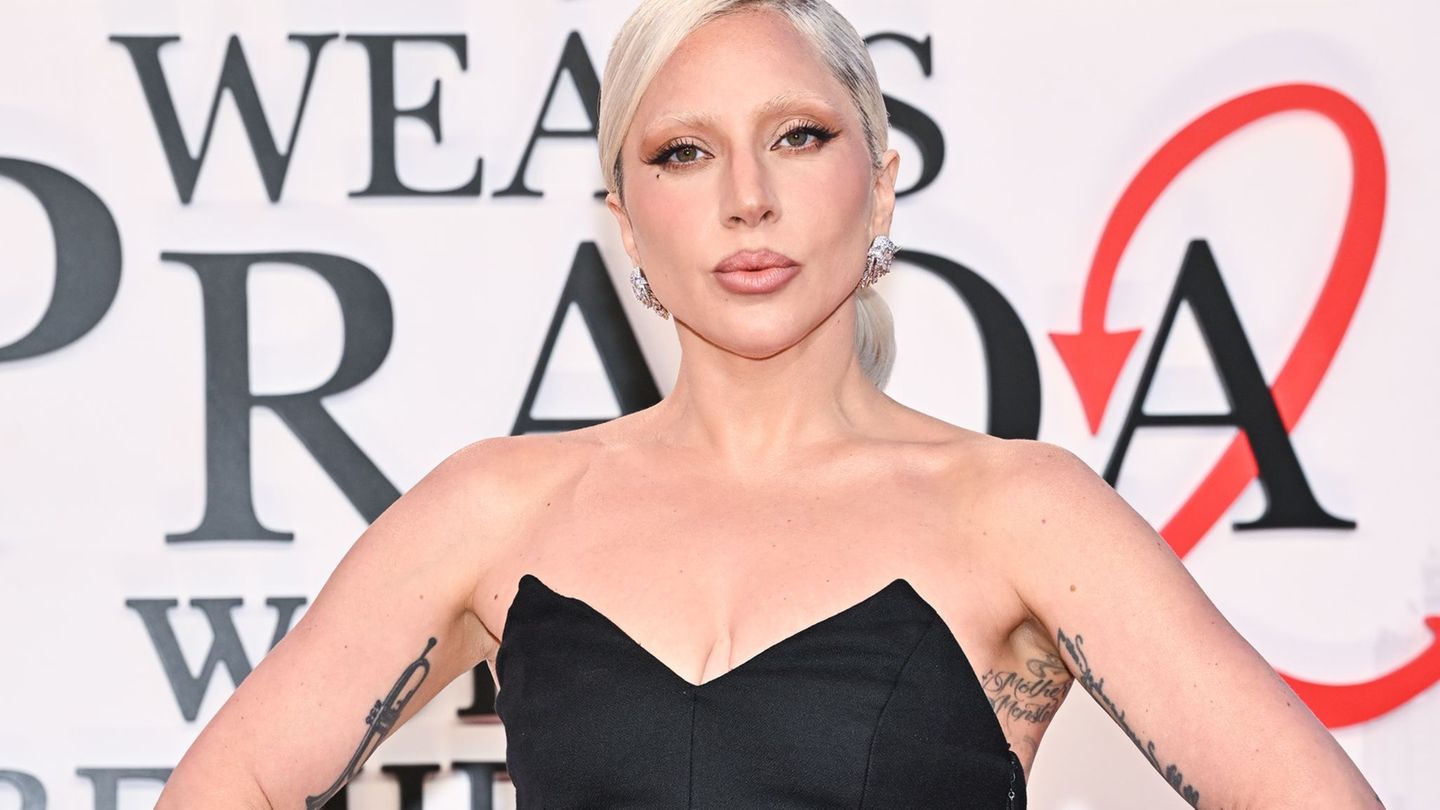 Lady Gaga (40) zeigt in einem Musikvideo ihre Begeisterung für die Modewelt. (Archivbild) Foto: Evan Agostini/Invision/AP/dpa