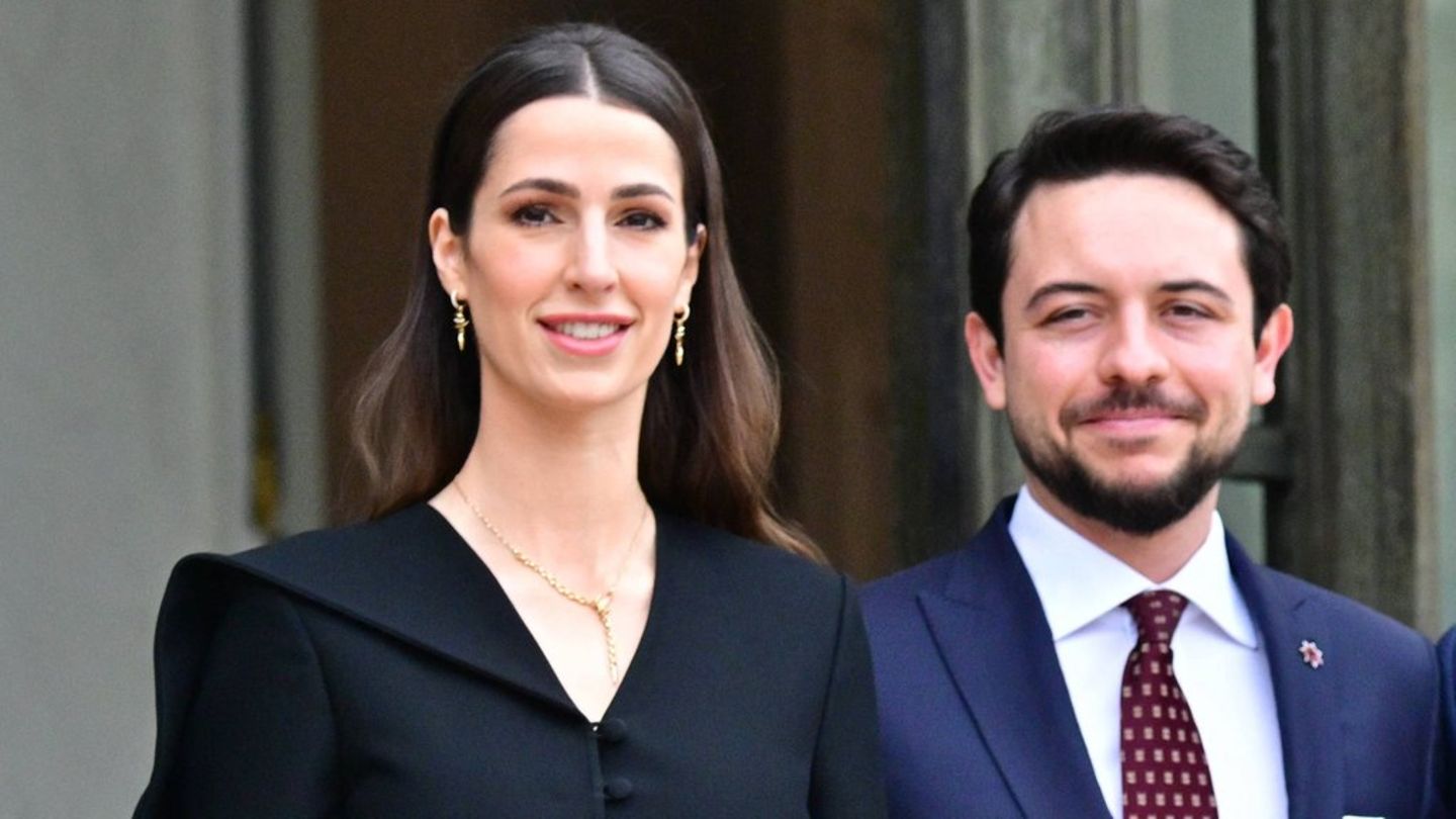 Prinzessin Rajwa und Kronprinz Hussein von Jordanien - hier bei ihrem Frankreichbesuch 2025 - sind seit 2023 verheiratet. Das
