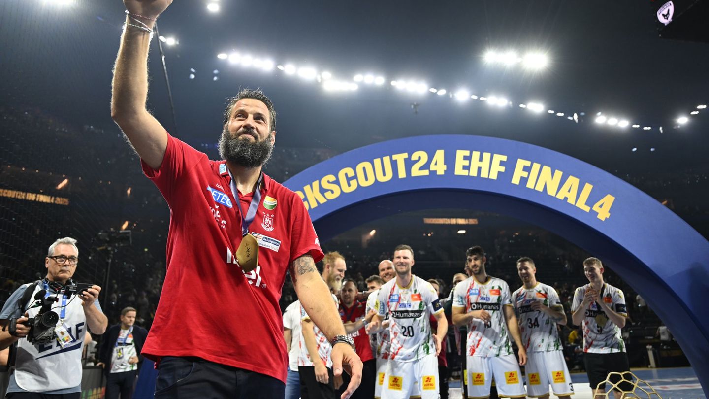 Magdeburgs Trainer Bennet Wiegert will wieder zum Final Four der Königsklasse nach Köln. (Archivbild) Foto: Marius Becker/dpa