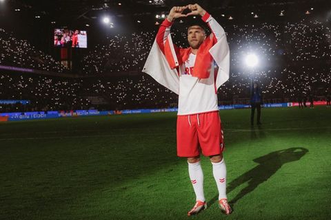 Netflix hat ausgewählte Bilder aus der Doku "POLDI" veröffentlicht.