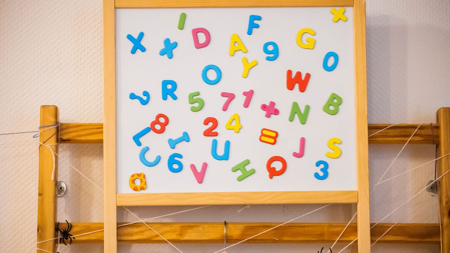 Kinder sollten im vorletzten Jahr vor der Einschulung einen Deutschtest machen, fordert die CDU. (Symbolbild) Foto: Christoph So