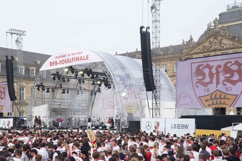 Im vergangenen Jahr hatten 35.000 VfB-Fans den Pokalsieg gegen Arminia Bielefeld auf dem Stuttgarter Schlossplatz verfolgt. (Arc