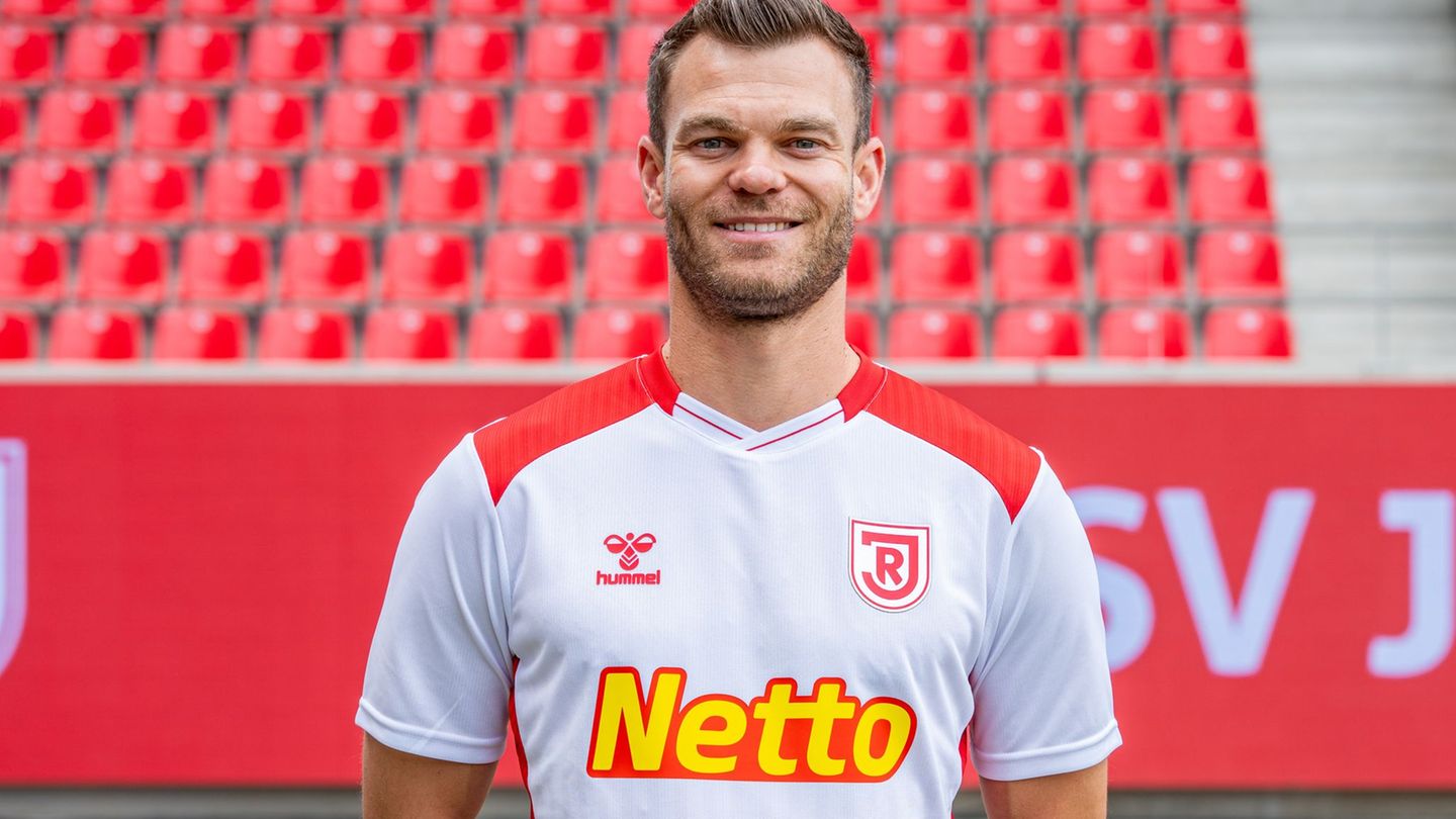 3. Liga: Rekordspieler Saller bleibt ein weiteres Jahr in Regensburg