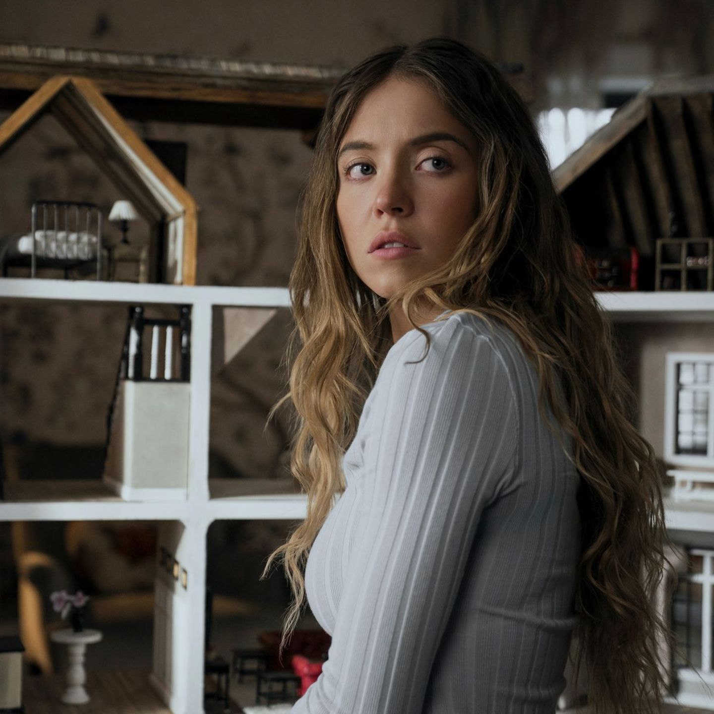 Sydney Sweeney produzierte zuletzt viele Schlagzeilen, mit "The Housemaid – Wenn sie wüsste" will sie mal wieder als Schauspielerin von sich reden machen.