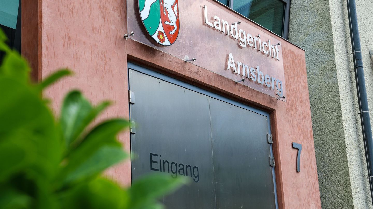 Befangenheitsantrag: Prozess um Veruntreuung bei Infineon-Tochter erneut vertagt