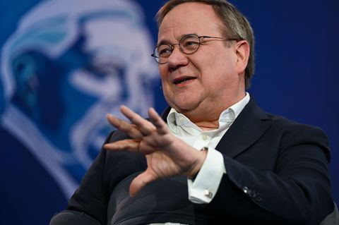 Armin Laschet kritisiert Trump beim Ludwig-Erhard-Gipfel. Foto: Sven Hoppe/dpa