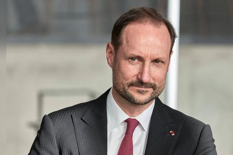 Hatte Kronprinz Haakon Kontakt mit einem Epstein-Vertrauten?