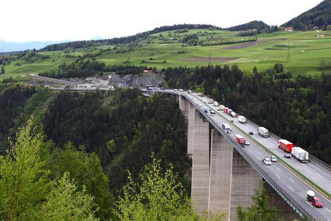 Auf der Brennerautobahn dürfte es am 30. Mai zu viel Stau kommen. (Archivbild) Foto: picture alliance / dpa