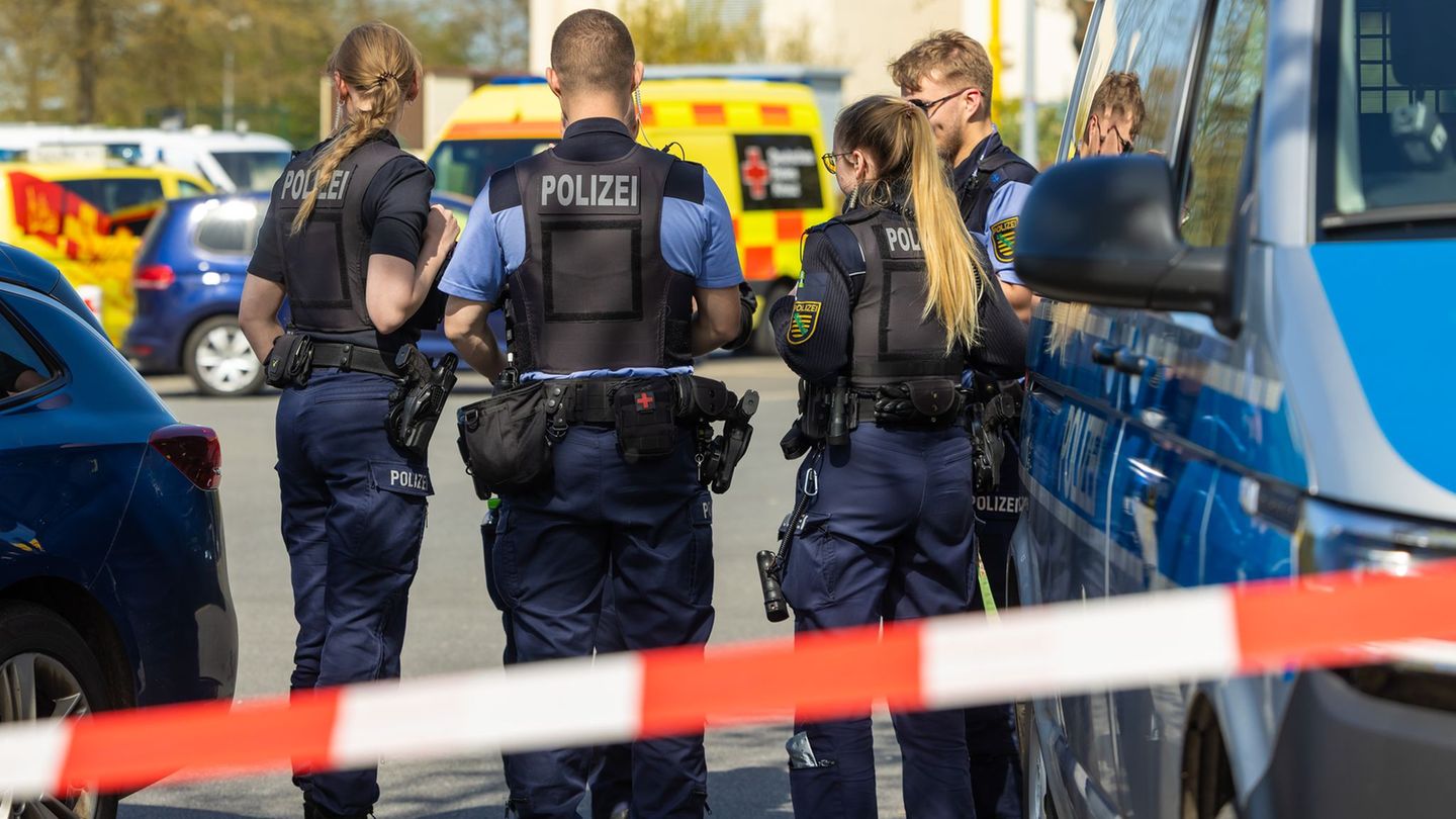 Zwei Tote nach Schüssen: Polizei ermittelt nach mutmaßlichem Tötungsdelikt in Sachsen